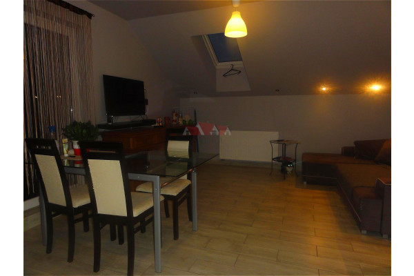 mazowieckie, grodziski, Grodzisk Mazowiecki, Opypy, Morwowa, Niezależne piętro domu do wynajęcia.