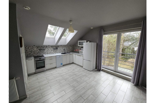 mazowieckie, grodziski, Grodzisk Mazowiecki, Opypy, Niezależne piętro domu do wynajęcia.