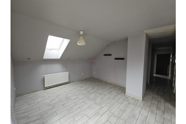 grodziski, Grodzisk Mazowiecki, Opypy, Niezależne piętro domu do wynajęcia.